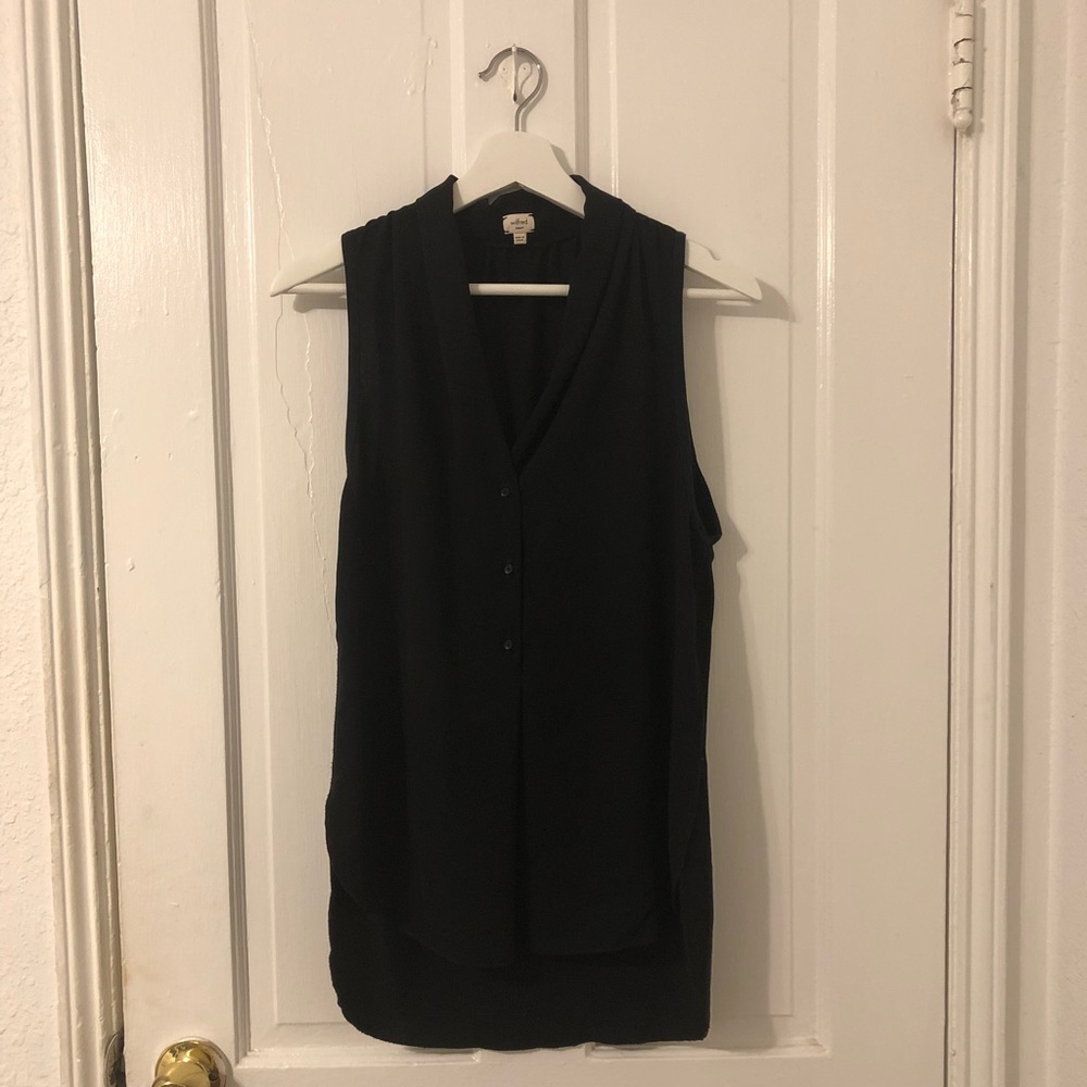 Aritzia Wilfred half button down tank blouse